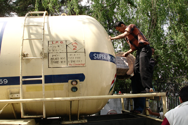 Compressed blocks of Ganja seized from LPG tanker on 22.04.07